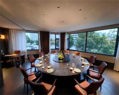 企迪家具會(huì)所包廂家具的專業(yè)解決方案