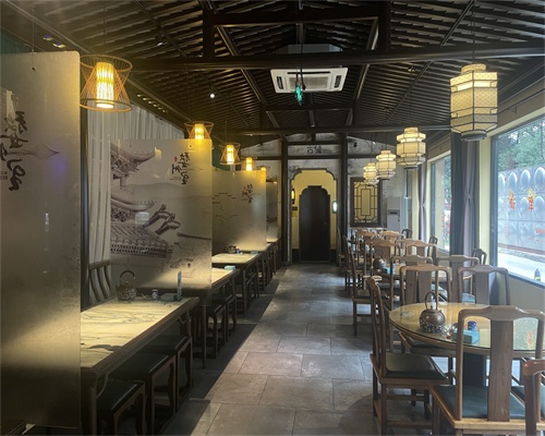 餐廳餐柜家具:實(shí)用與美學(xué)的完美融合